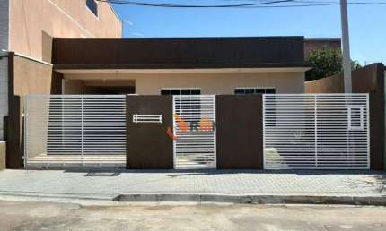 Casa térrea com 3 quartos 1 suíte, 140 m² no Pinheirinho.