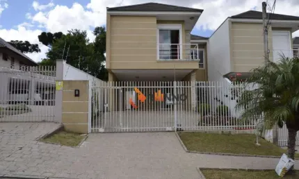 Casa 3 quartos 1 suíte 4 vagas no bairro Santo Inácio
