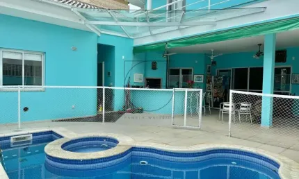 Casa com 3 quartos à venda na rua das algas, 654, jurerê internacional, florianópolis por r$ 3.950.000