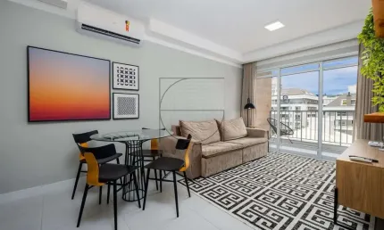 Apartamento com 2 quartos à venda na Rua das Moreias, 98, Jurerê, Florianópolis por R$ 2.270.000