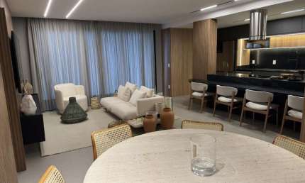 Apartamento com 3 quartos à venda na Rua dos Polvos, 74, Jurerê, Florianópolis por R$ 4.950.000