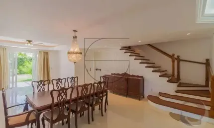 Casa com 5 quartos à venda na rua dos amborés, 360, jurerê internacional, florianópolis por r$ 4.950.000
