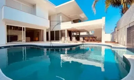 Casa com 8 quartos à venda na rua dos uararás, 201, jurerê internacional, florianópolis por r$ 12.800.000