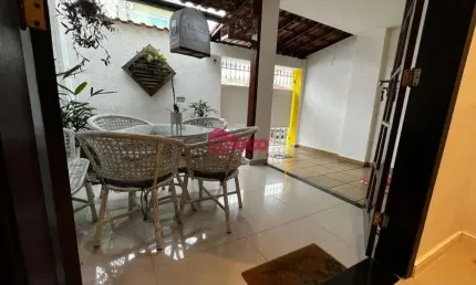 Casa com 4 quartos à venda na sebastião severino da silva, 90, campo grande, rio de janeiro, 217 m2 por r$ 549.000