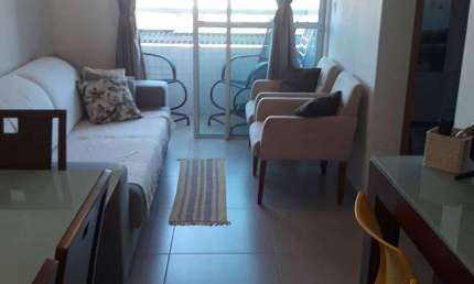Vendo apartamento mobiliado com 56 m2, 2 quartos sendo 1 suíte .