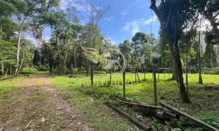 Terreno a venda com documentação em loteamento particular no ubatumirim ubatuba-sp