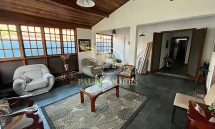 CASA À MENOS DE 100MTRS DA ORLA DO ITAGUÁ UBATUBA-SP