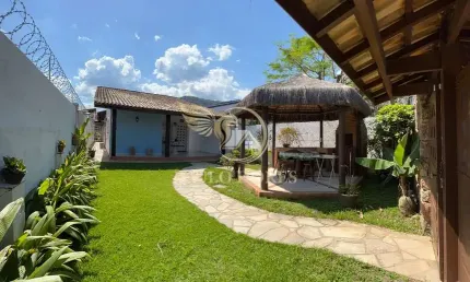 Casa com 5 quartos à venda no Centro, Ubatuba 