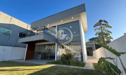 Belíssima Casa Recém Construída em Condomínio Fechado UBATUBA-SP