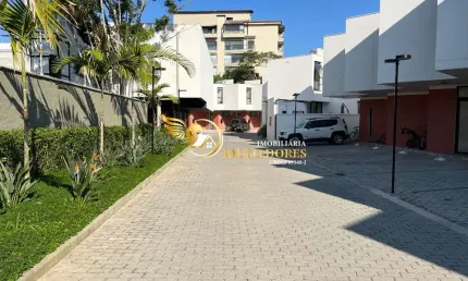 CASA A VENDA EM CONDOMINÍO FECHADO NA PRAIA DO ITAGUA UBATUBA-SP