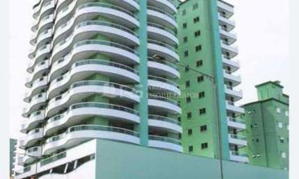Apartamento mobiliado quadra mar em meia praia, Meia Praia, Itapema - SC