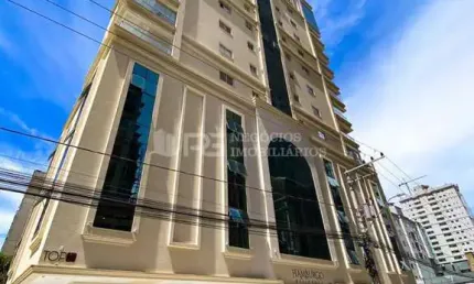 Apartamento bem localizado em meia praia, meia praia, itapema - sc