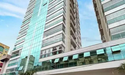 Apartamento a quadra mar , Meia Praia, Itapema - SC