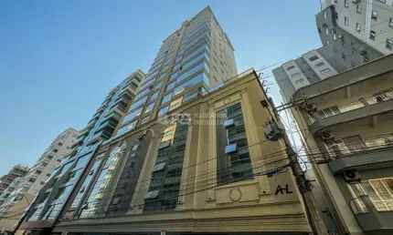 Apartamento alto padrão próximo ao mar, meia praia, itapema - sc