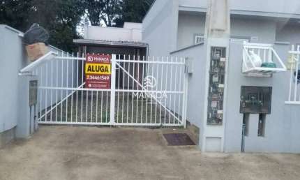 Casa mobiliada em rua pavimentada no bairro Vila Nova em Barra Velha - SC