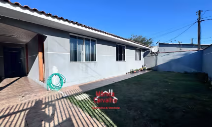 Casa com 4 quartos à venda na Avenida Benjamin Possebom, 621, Quississana, São José dos Pinhais