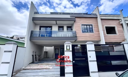 Casa com 3 quartos à venda na Rua Rondônia, 193, Boneca do Iguaçu, São José dos Pinhais