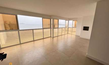 Apartamento com 3 dormitórios à venda, 140 m² por R$ 2.350.000,00 - Centro - Bal