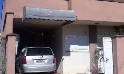 Sobrado com 2 dormitórios à venda, 106 m² por R$ 480.000,00 - Itacolomi - Balneá