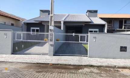 Casa com 3 dormitórios à venda, 100 m² por R$ 640.000,00 - Itacolomi - Balneário