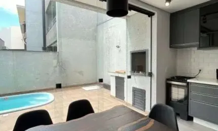Sobrado com piscina,  3 dormitórios à venda, 124 m² por R$ 800.000 - Itacolomi -