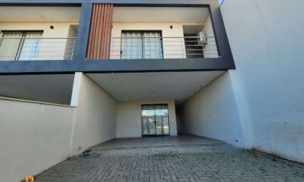 Sobrado com 3 dormitórios à venda, 146 m² por R$ 860.000,00 - Centro - Balneário