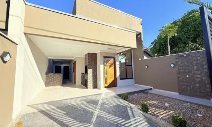 Casa à venda na praia de Itajubá, na cidade de Barra Velha/SC!
