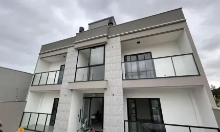 Apartamento com 03 dormitórios, pronto para morar, em balneário piçarras/sc