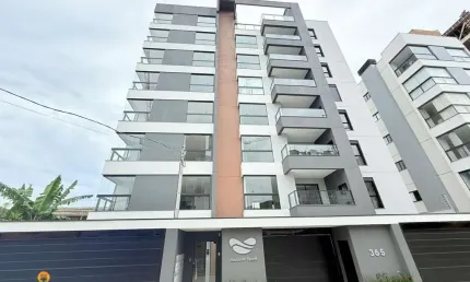 Apartamento novo com 3 dormitórios e 2 vagas, no bairro Itacolomi em Balneário P