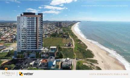 Apartamento frente mar, com vista permanente, em Balneário Piçarras, à venda por