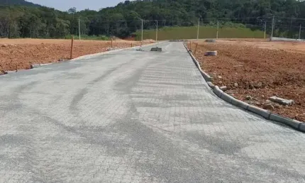 Terreno com 300m² no bairro nossa sra da conceição, em balneário piçarras sc!