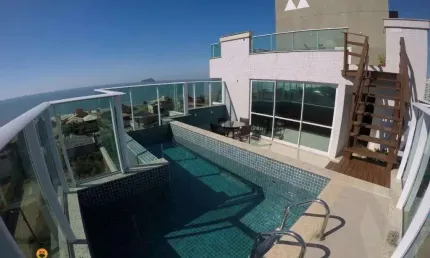 Apartamento, quadra do mar, todo mobiliado, 3 dormitórios, sendo 1 suíte à venda