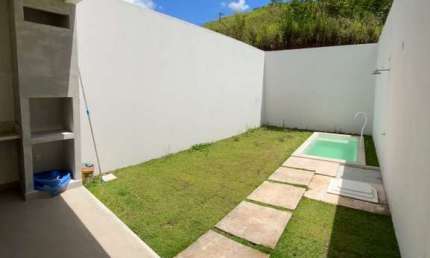 Casa com 3 quartos à venda no Jardim Provence, Volta Redonda  por R$ 980.000