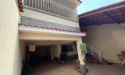 Casa com 3 quartos à venda no Volta Grande, Volta Redonda  por R$ 430.000