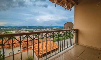 Casa com 3 quartos à venda na Morada da Colina, Volta Redonda  por R$ 760.000