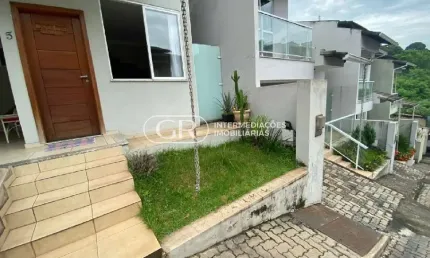 Casa com 3 quartos à venda no Retiro, Volta Redonda  por R$ 430.000
