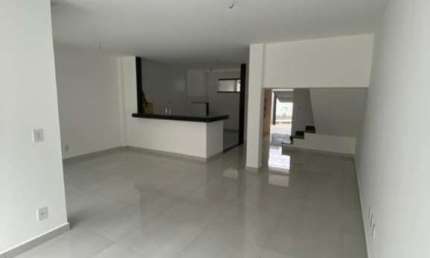 Casa com 3 quartos à venda no Jardim Belvedere, Volta Redonda  por R$ 729.000