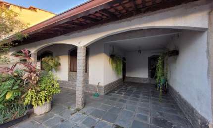 Casa com 3 quartos à venda no São Luís, Volta Redonda  por R$ 510.000