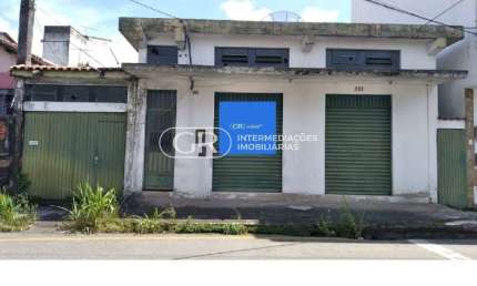 Casa com 4 quartos à venda na Vila Mury, Volta Redonda  por R$ 990.000