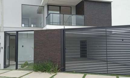 Casa com 3 quartos à venda no Jardim Amália, Volta Redonda  por R$ 1.450.000
