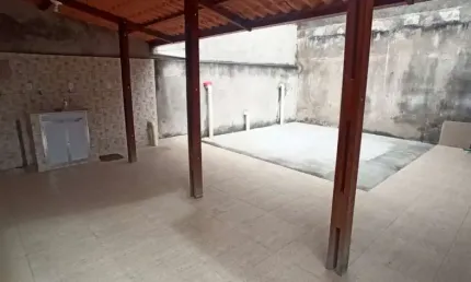 Casa com 2 quartos à venda no Brasilândia, Volta Redonda  por R$ 350.000