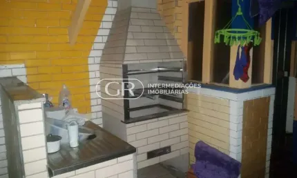 Casa com 2 quartos à venda no Açude II, Volta Redonda  por R$ 350.000