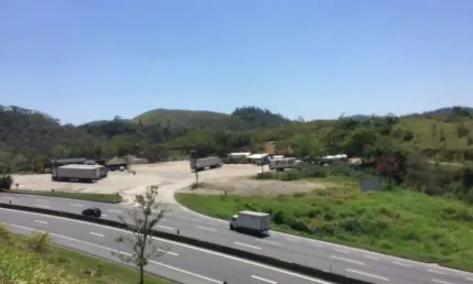 Terreno comercial à venda no Centro, Piraí  por R$ 4.000.000