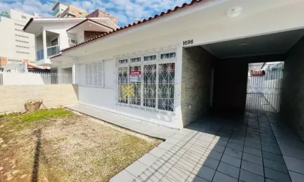 Casa com 3 quartos à venda no Barreiros, São José 