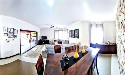 Casa com 3 quartos à venda na Manoel Peres Pinto, 111, Jardim Siriema, Sorocaba