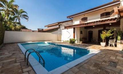 CASA EM CONDOMINIO,4 Dormitorio(s) bairro Árvore Grande VILLAGE D AVIGNON