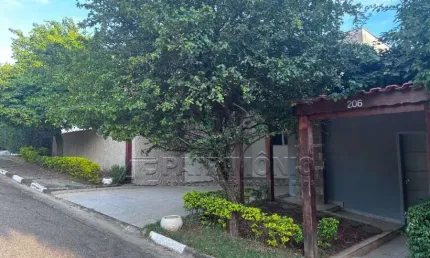 CASA TERREA EM CONDOMINIO COM 2 DORMS SENDO 1 SUITE; IBITI DO PAÇO; SOROCABA; NORTE