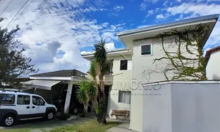 CASA COM 4 QUARTOS NO CONDOMINIO IBITI DO PAÇO NA ZONA NORTE