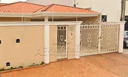 CASA TERREA 3 QUARTOS SENDO 1 SUITE JARDIM RESIDENCIAL DEOLINDA GUERRA
