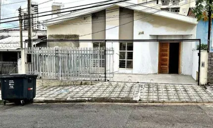 Casa assobradada com 3 suites sendo 1 closet; leao; sorocaba; centro